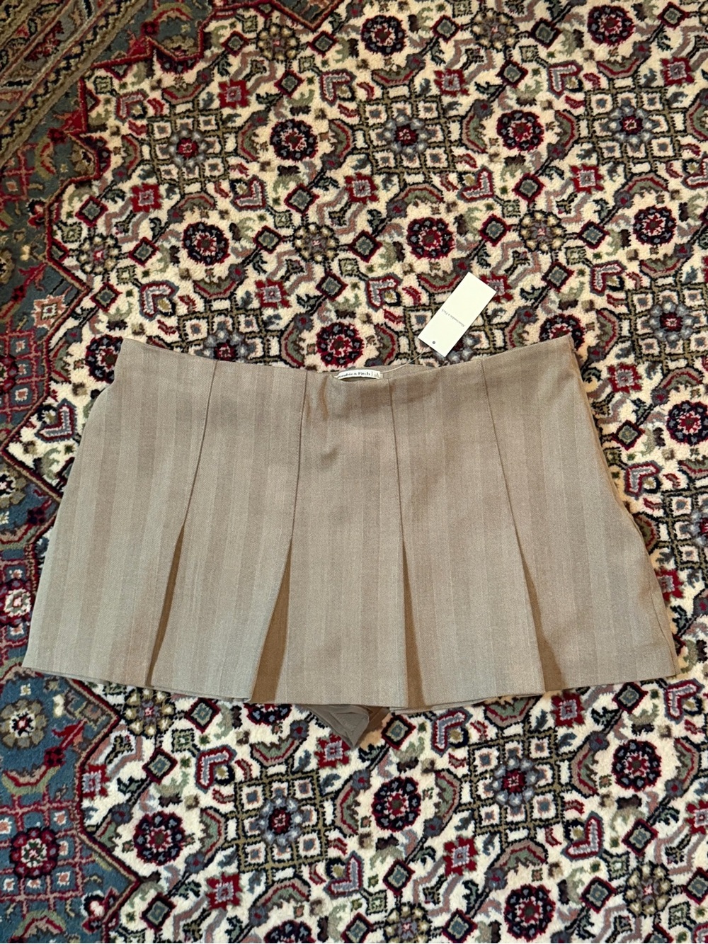 Abercrombie & Fitch Beige Mini Pleated Skort